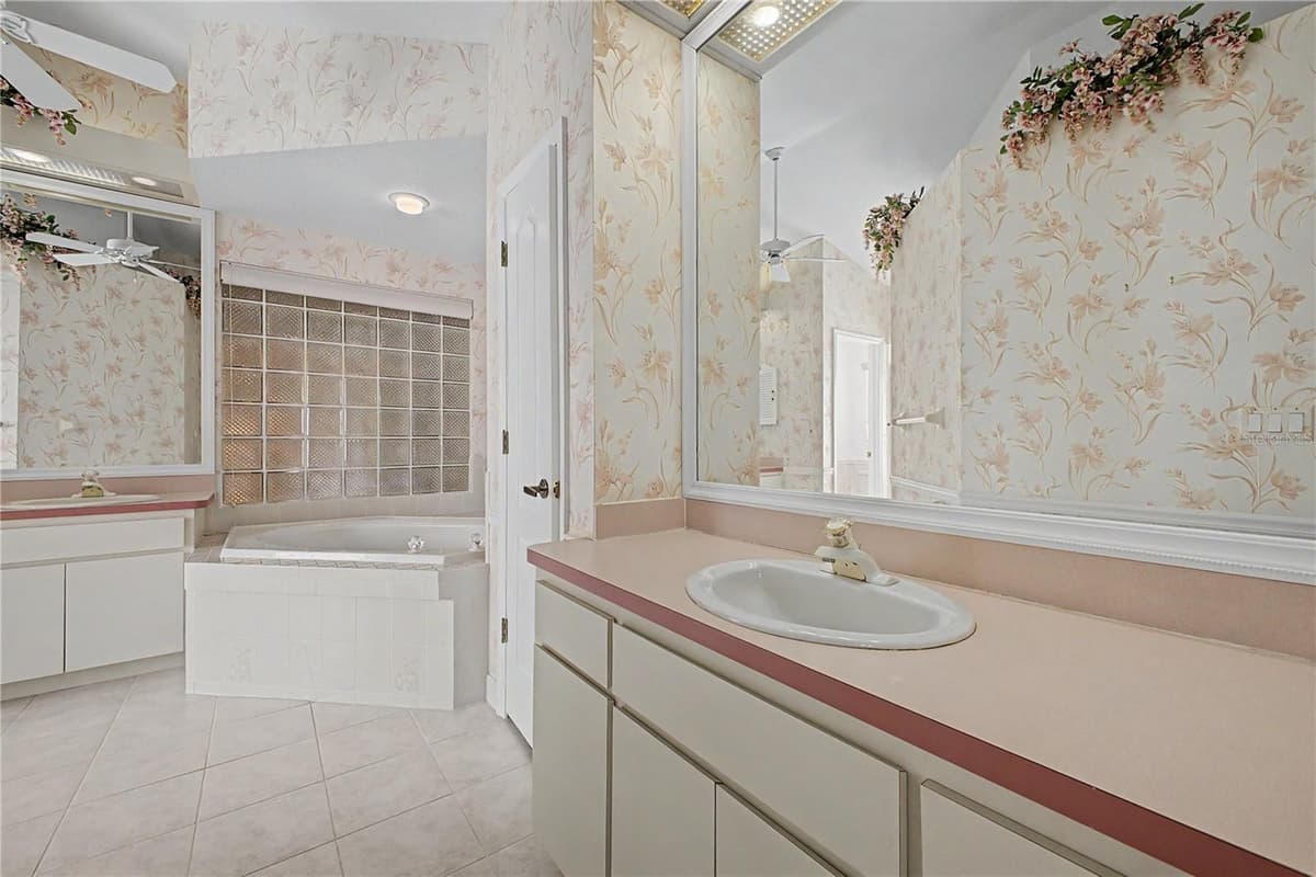 2317 SCENIC HILL DRIVE — photo 33 of 75