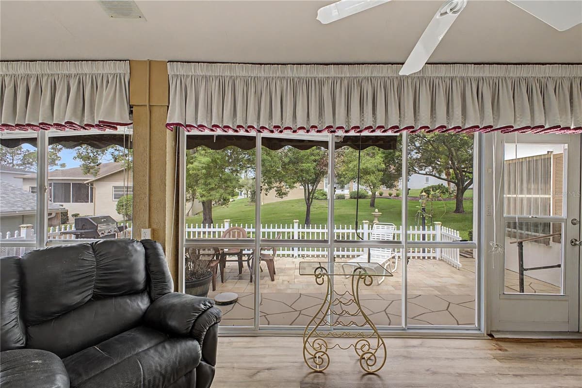 2317 SCENIC HILL DRIVE — photo 47 of 75