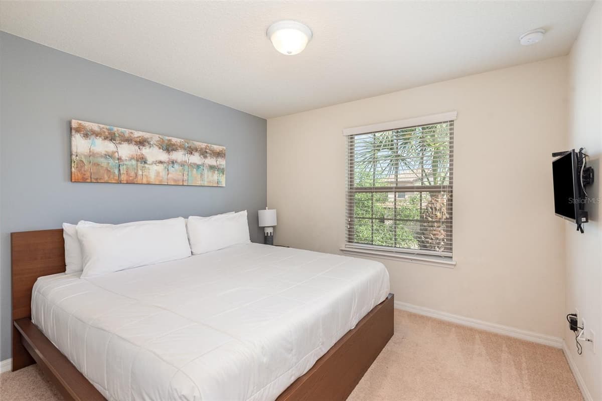 9025 RHODES STREET — photo 17 of 36