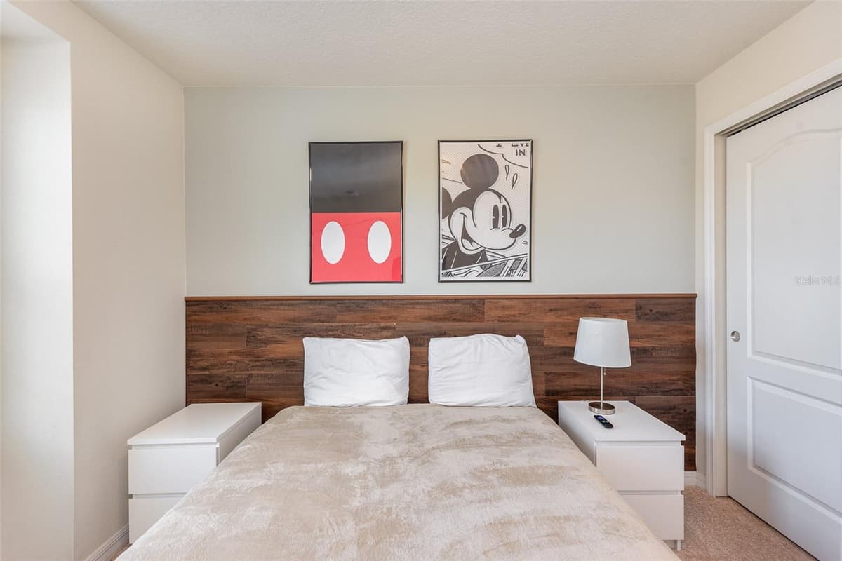 9025 RHODES STREET — photo 19 of 36