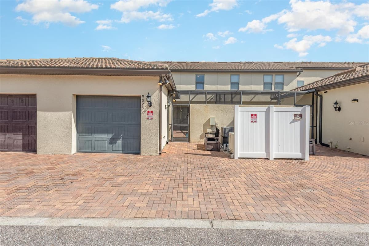 9025 RHODES STREET — photo 36 of 36