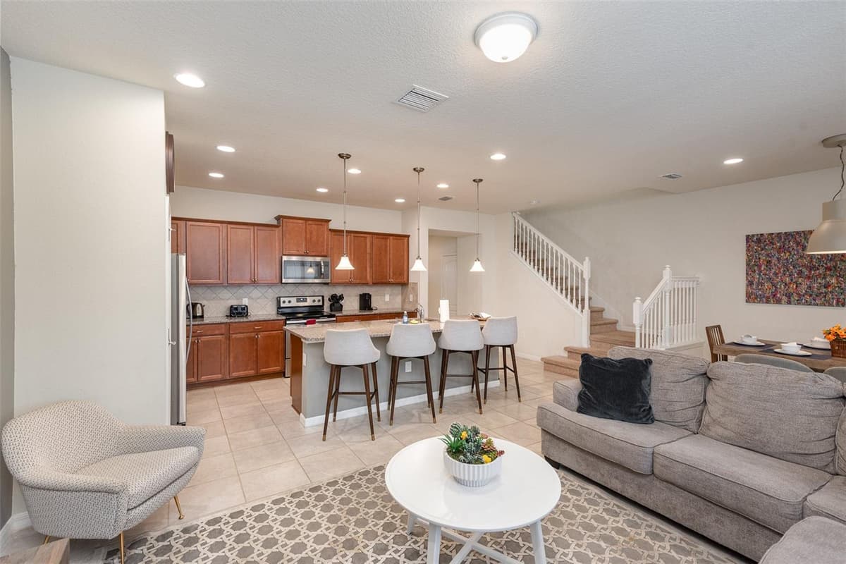 9025 RHODES STREET — photo 4 of 36