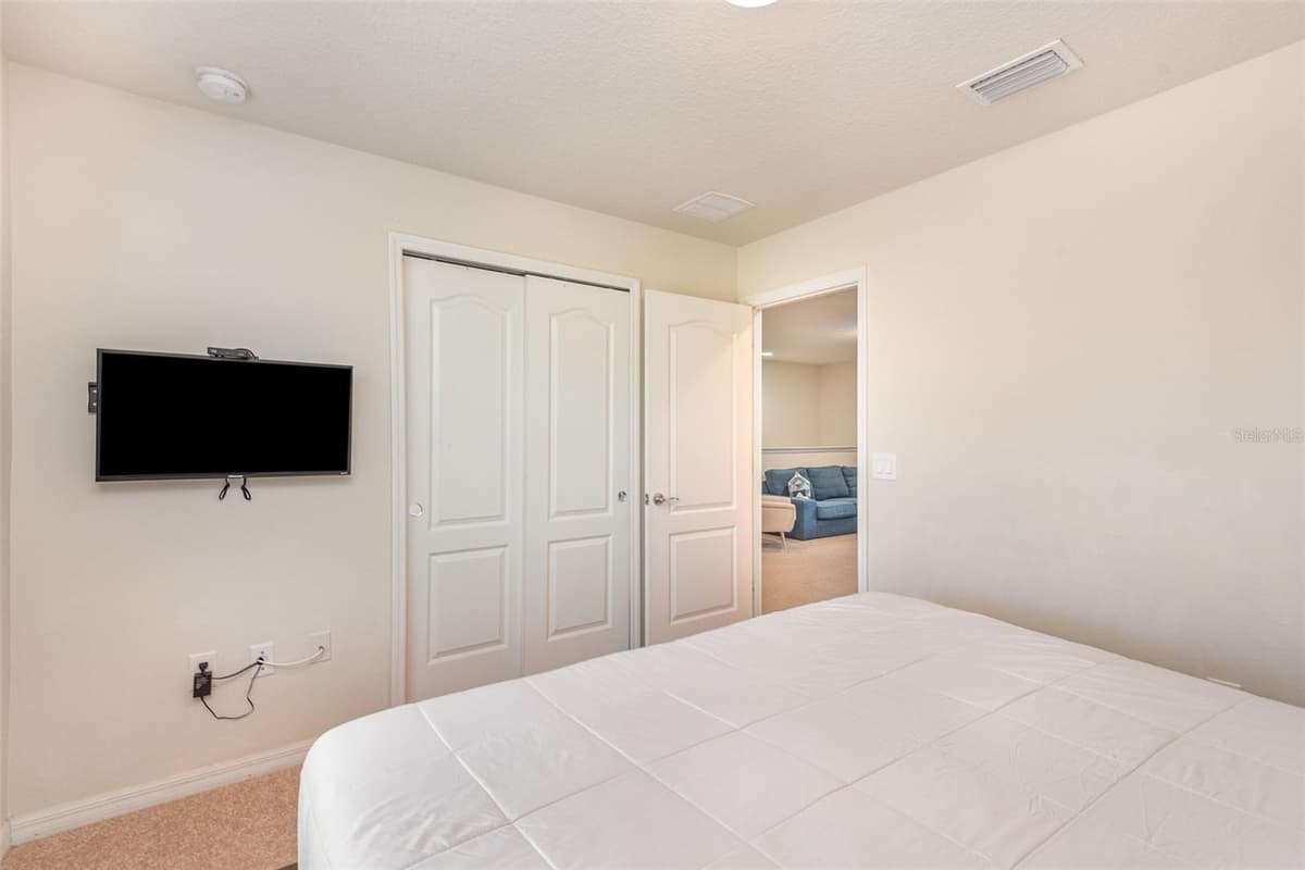 9025 RHODES STREET — photo 16 of 36