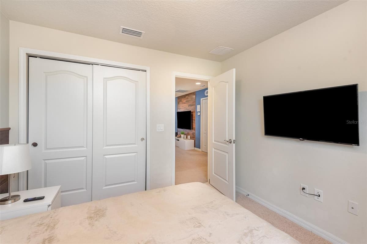 9025 RHODES STREET — photo 24 of 36