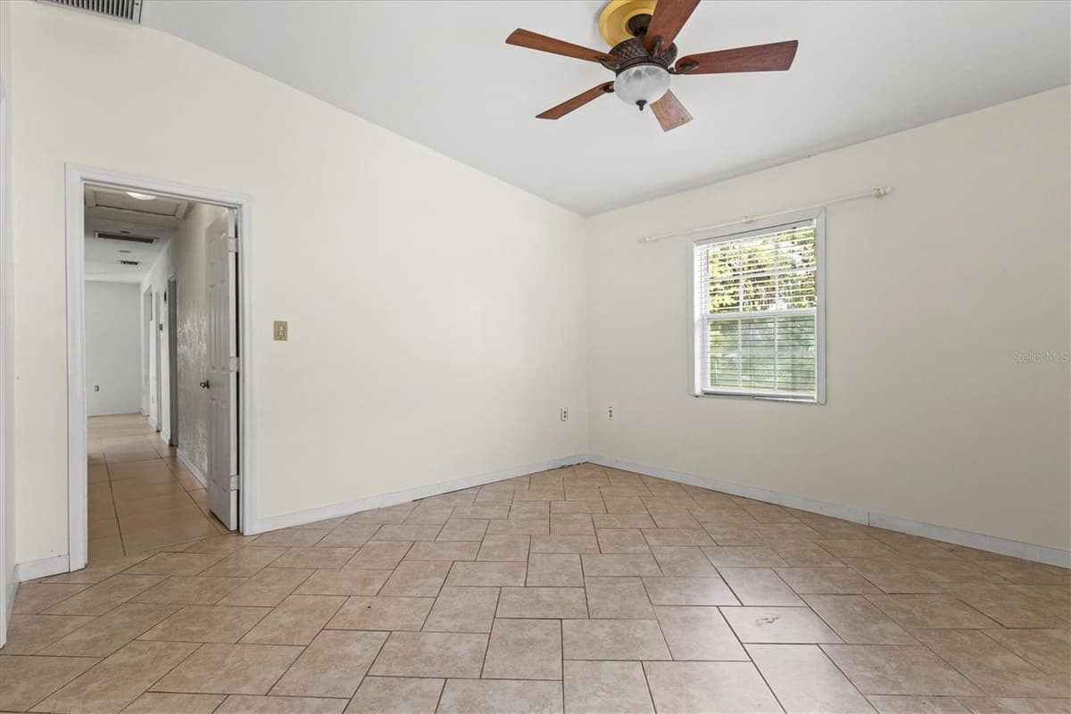 507 PINEWOOD AVENUE — photo 24 of 64