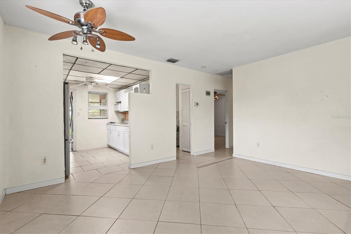 507 PINEWOOD AVENUE — photo 14 of 64