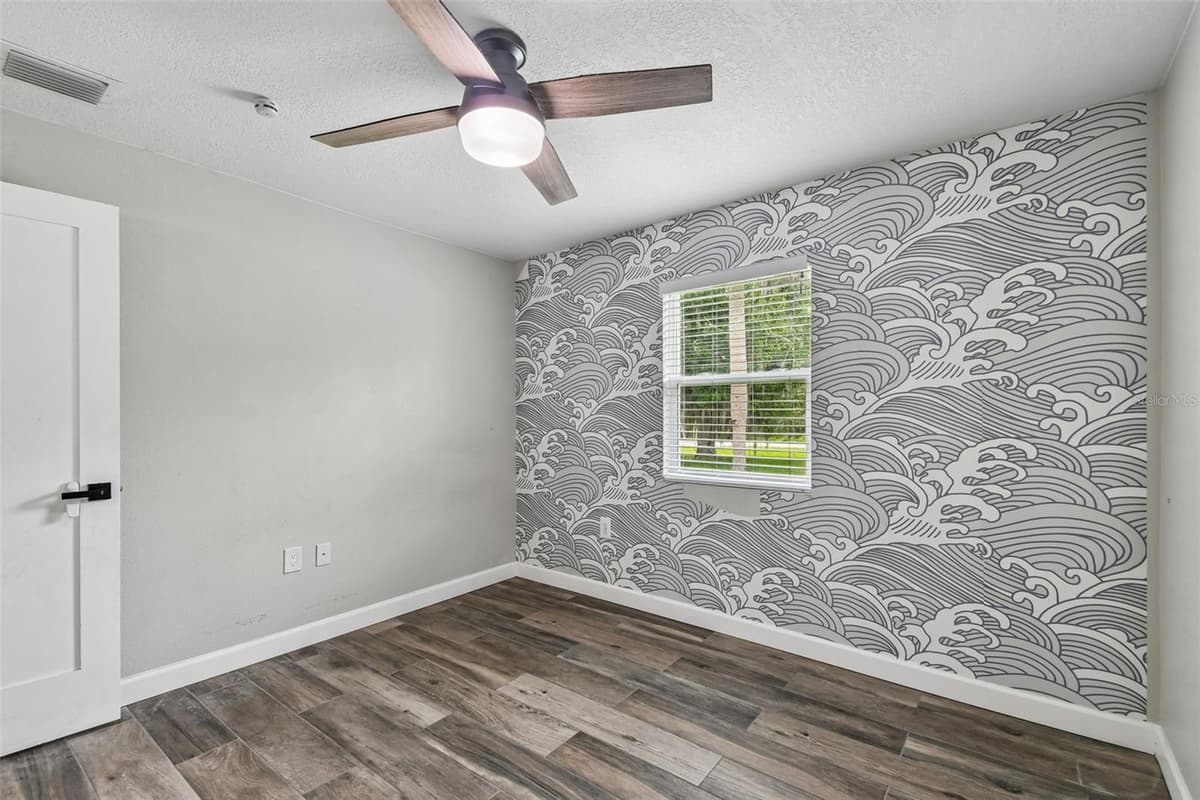 173 TEMPLE STREET — photo 27 of 38
