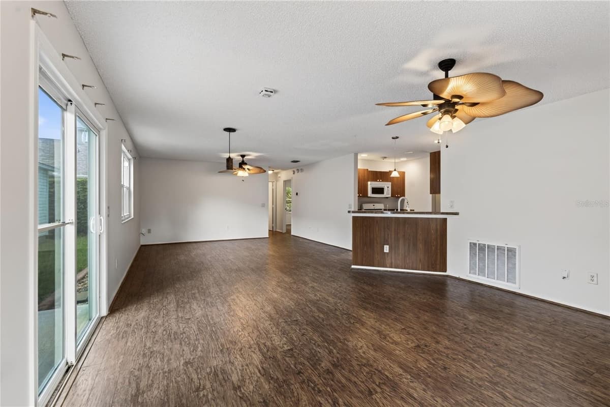 16970 94TH SUNNYBROOK CIRCLE — photo 6 of 23