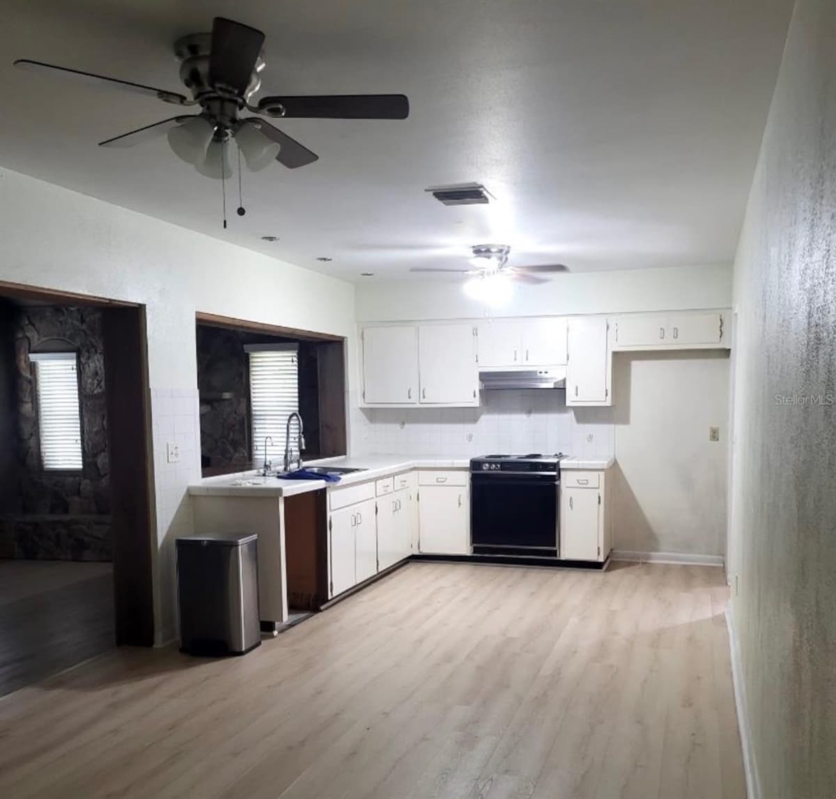 4716 SAN RAFAEL STREET — photo 4 of 6