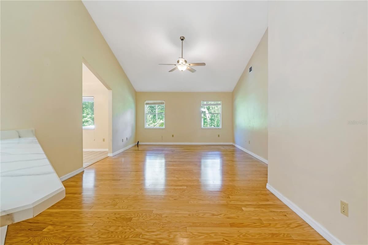 5812 NOB HILL BOULEVARD — photo 12 of 28