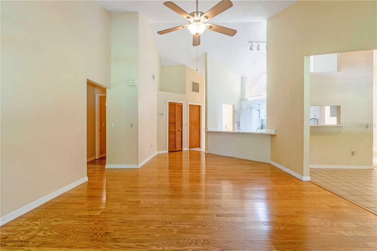 5812 NOB HILL BOULEVARD — photo 13 of 28
