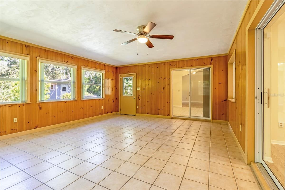 5812 NOB HILL BOULEVARD — photo 18 of 28
