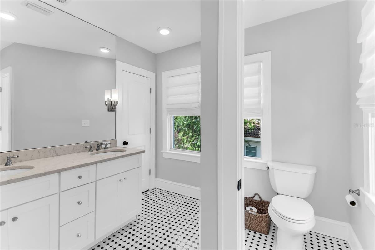 219 WHITTIER CIRCLE — photo 28 of 52