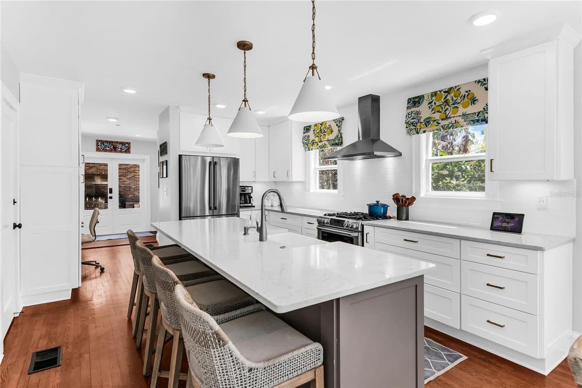 219 WHITTIER CIRCLE — photo 11 of 52