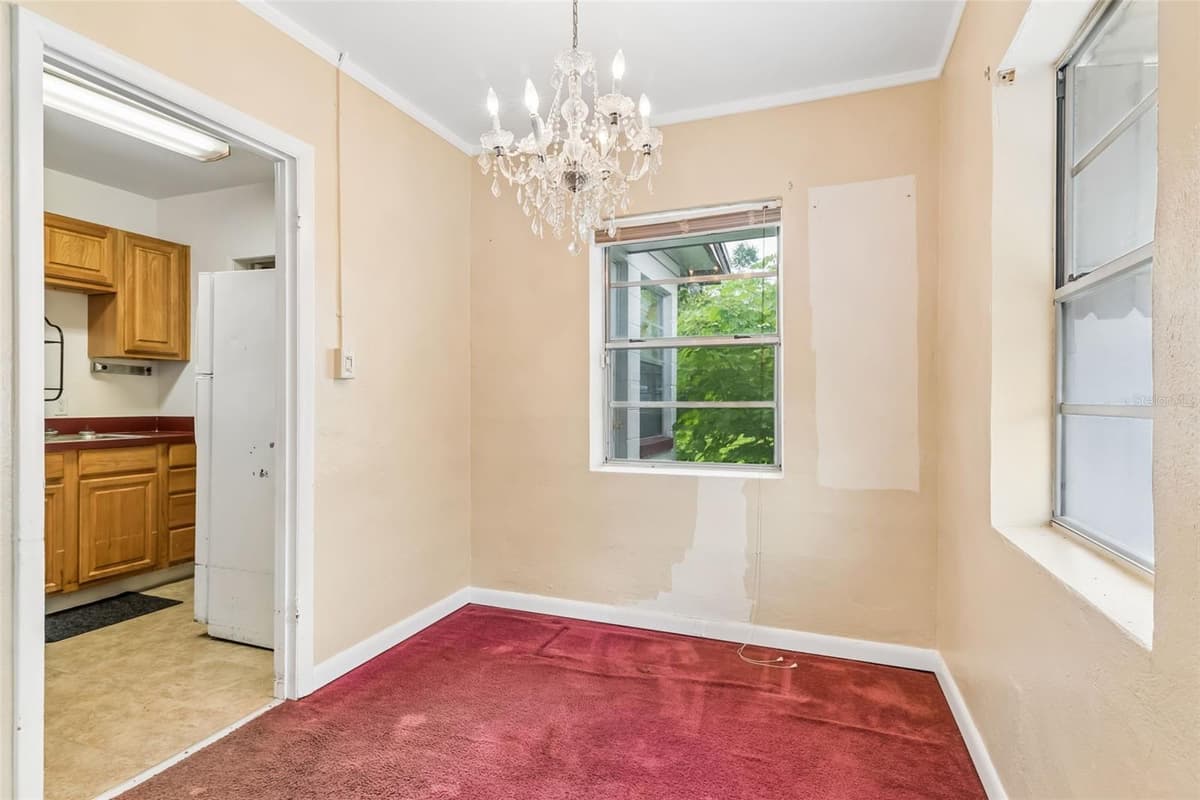 918 GOLDWYN AVENUE — photo 10 of 21