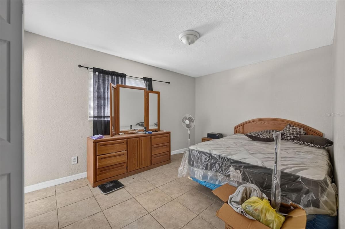 18 EATON STREET — photo 12 of 29