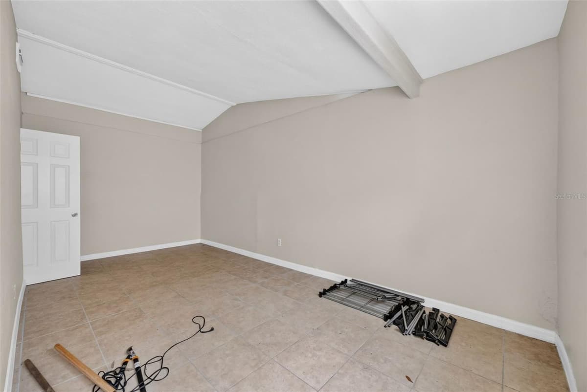 18 EATON STREET — photo 14 of 29