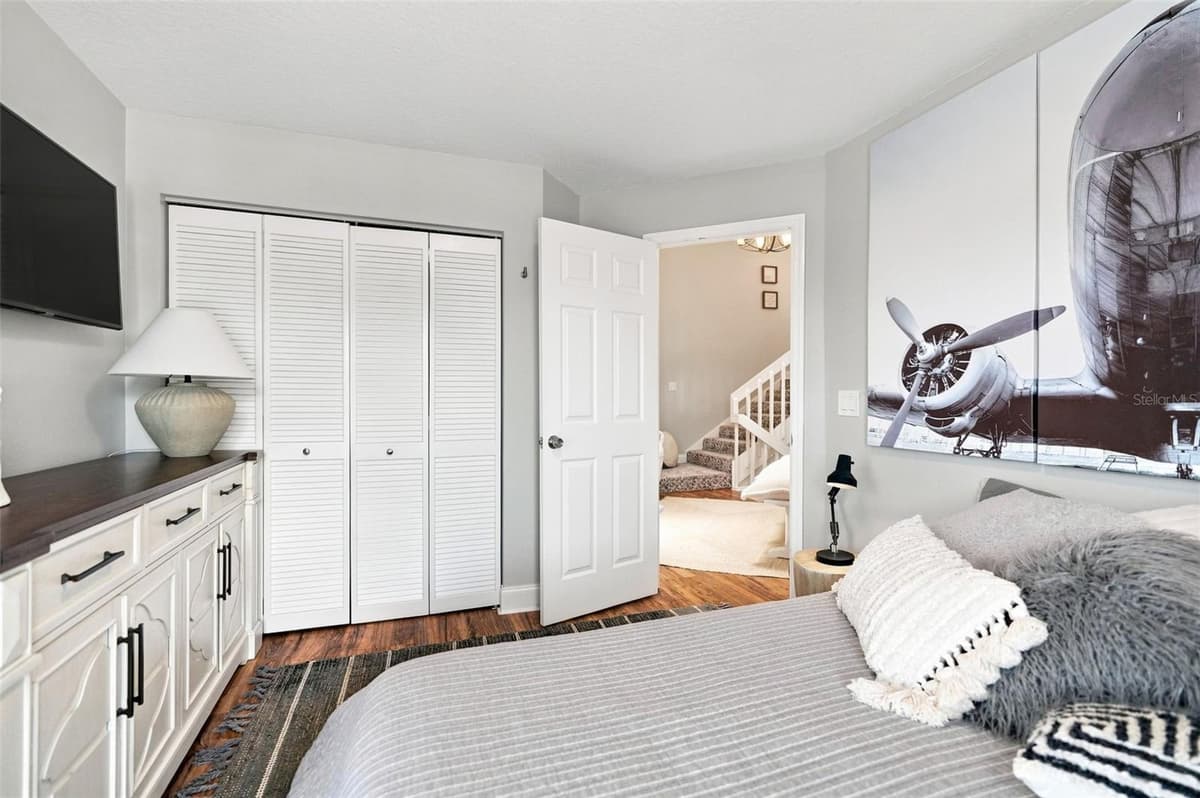 11722 CURRIE LANE — photo 30 of 54