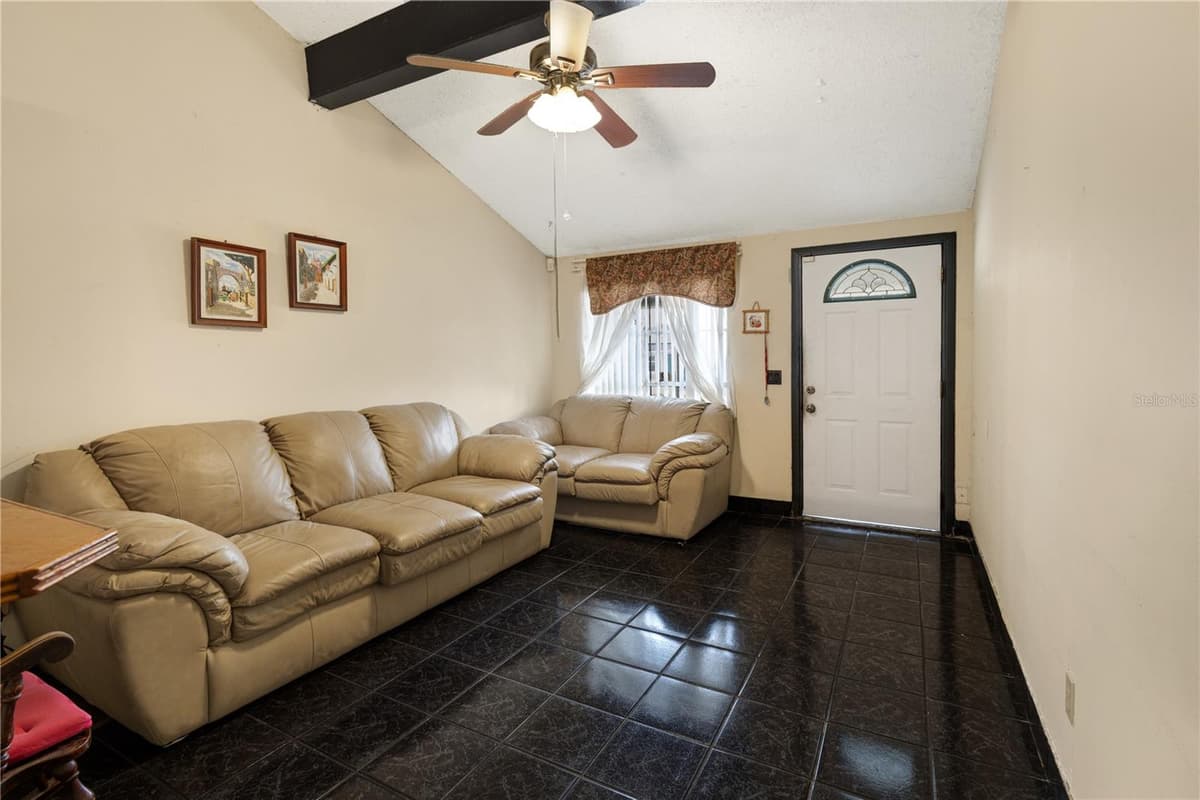 8584 BRIAR GROVE CIRCLE — photo 4 of 25