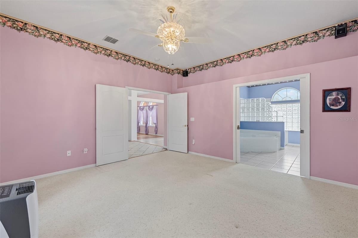 52 BUTTONWORTH DRIVE — photo 19 of 55