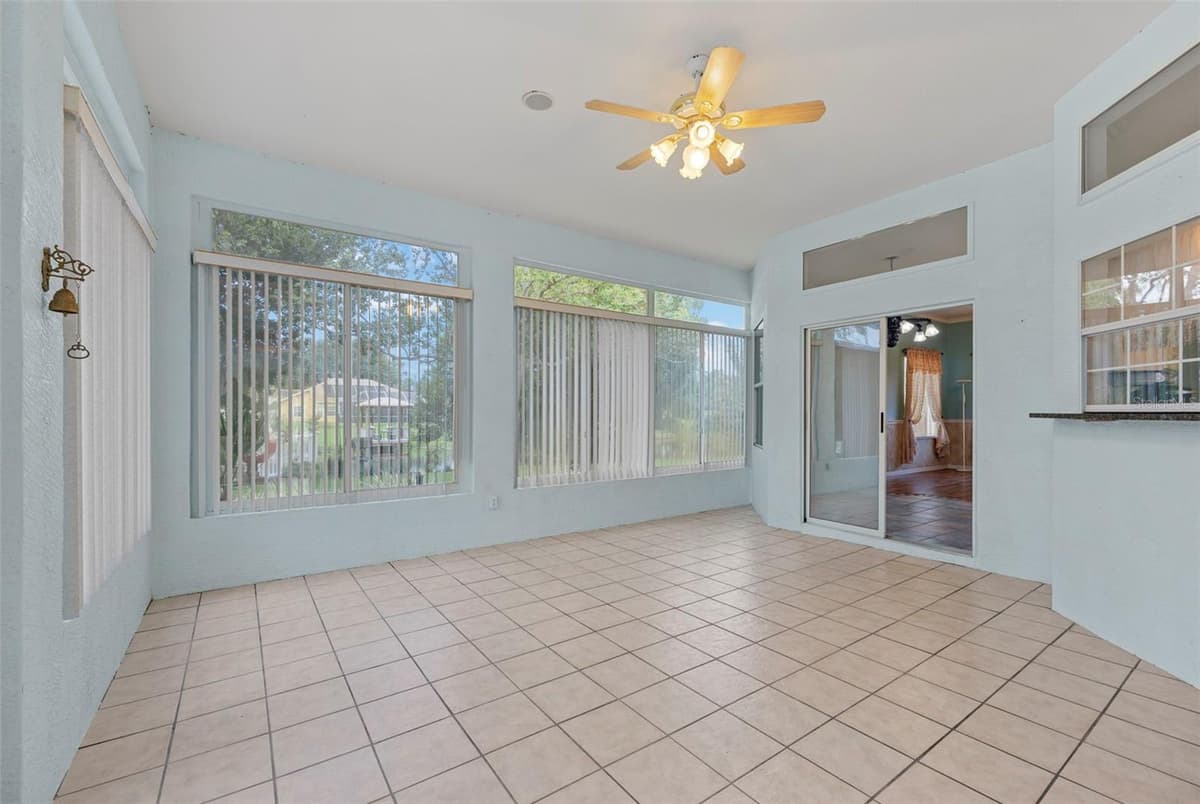52 BUTTONWORTH DRIVE — photo 30 of 55