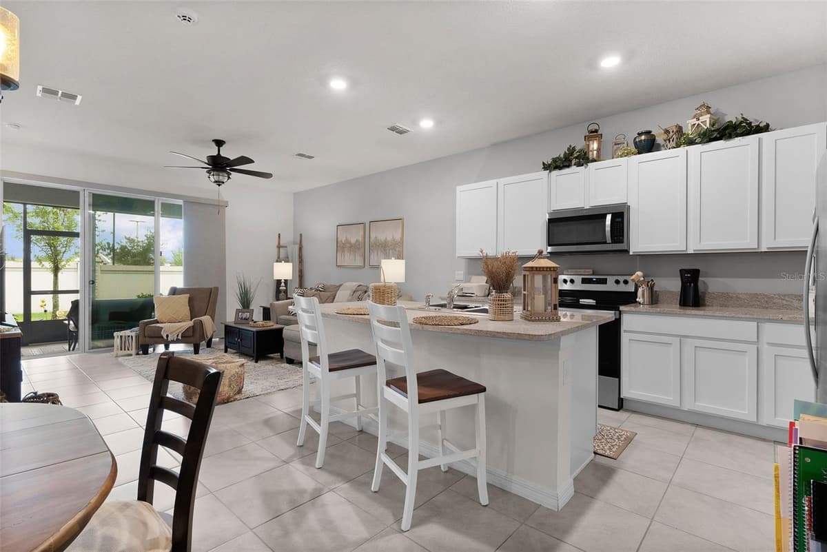 5365 PINECONE COURT — photo 13 of 46