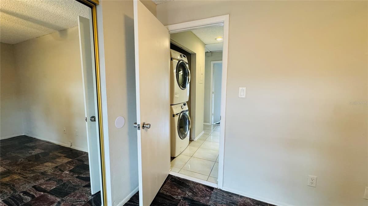 4415 PINEBARK AVENUE — photo 18 of 23