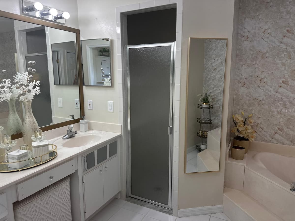2723 SUNSET DRIVE — photo 35 of 74