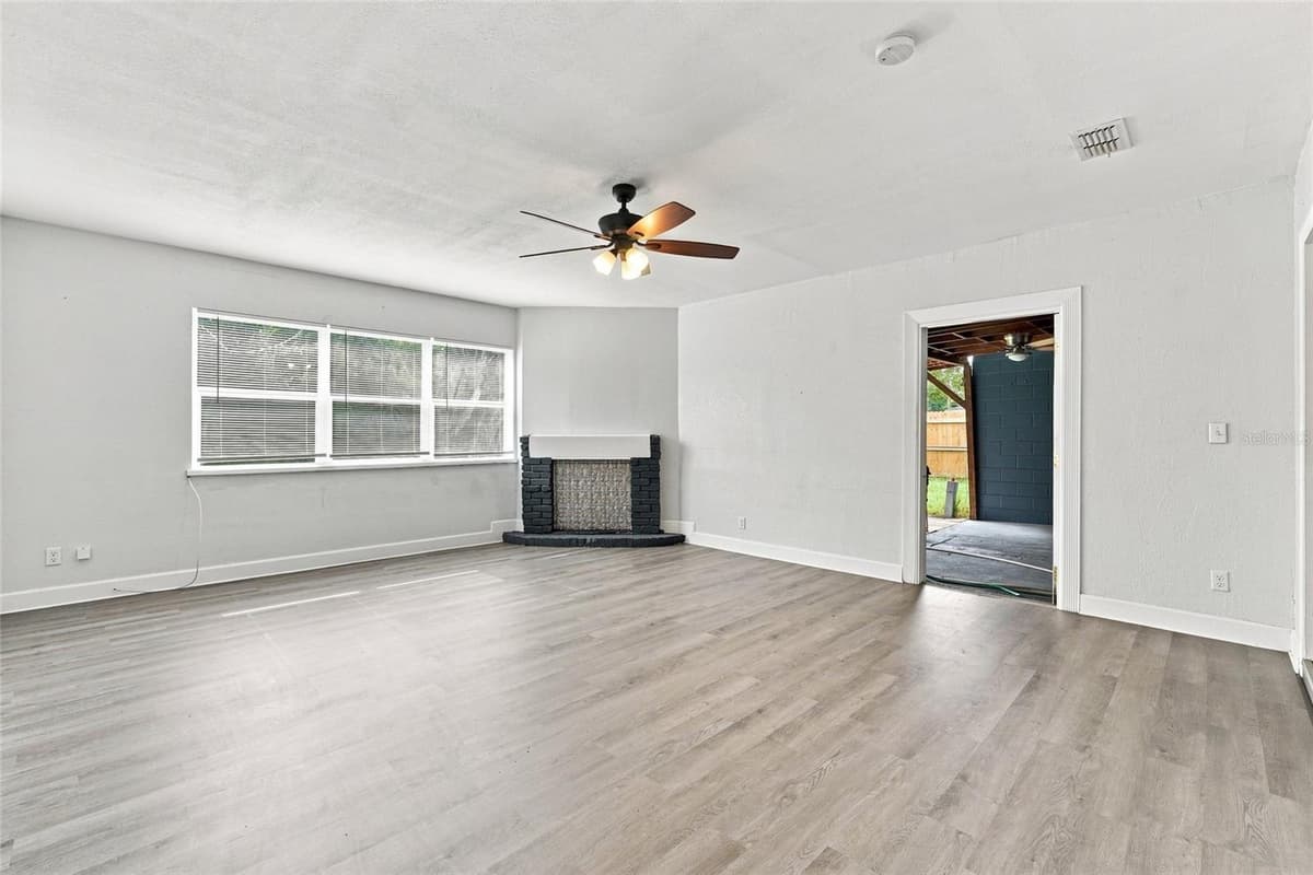 1024 31ST STREET — photo 25 of 33