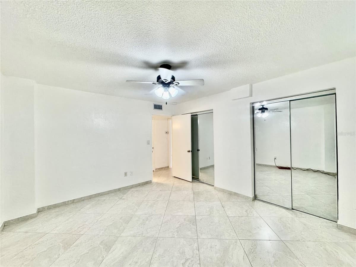 2727 ATLANTIC AVENUE — photo 8 of 12