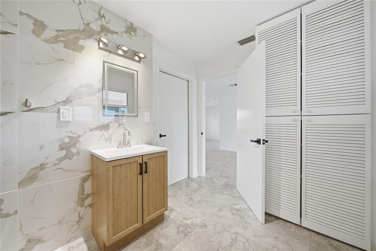 3106 18TH PLACE — photo 19 of 47