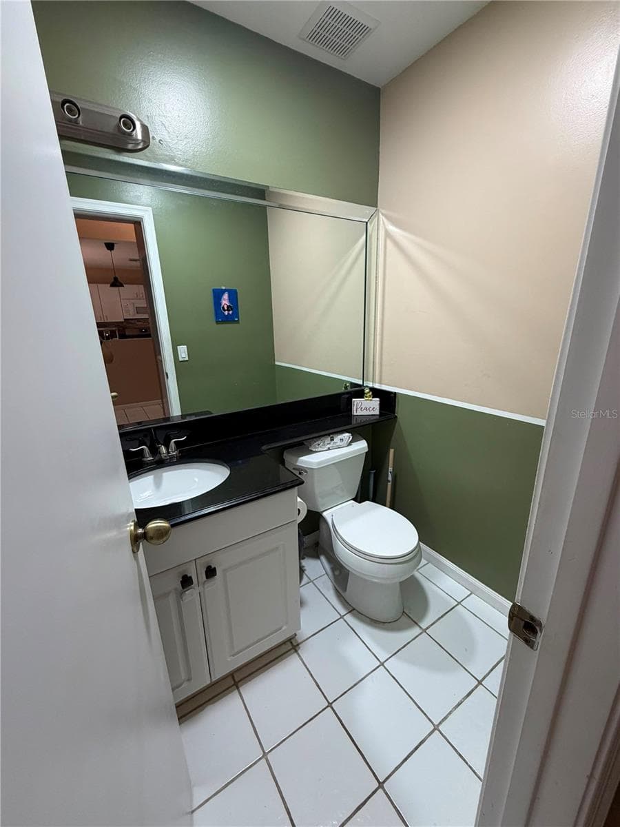 7380 PINEWALK DRIVE — photo 10 of 23