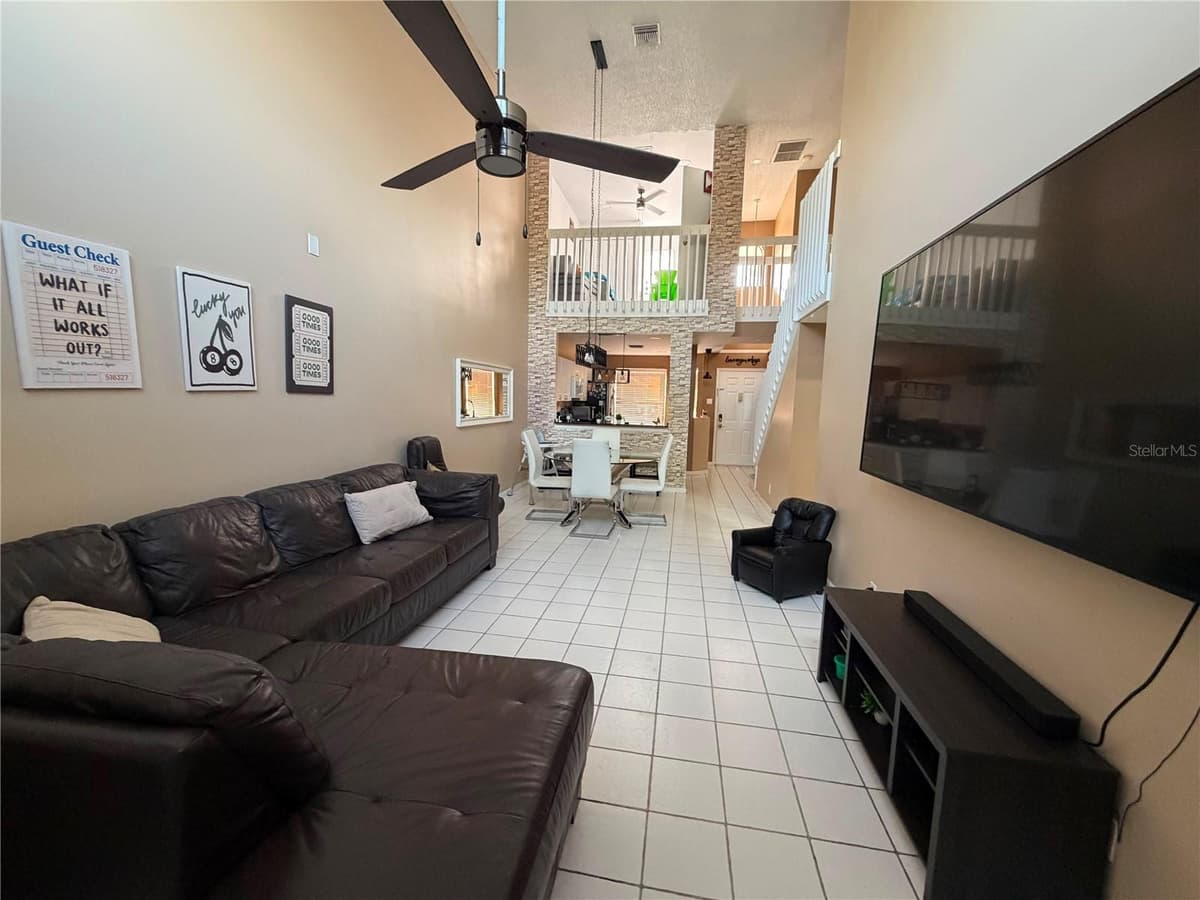 7380 PINEWALK DRIVE — photo 8 of 23