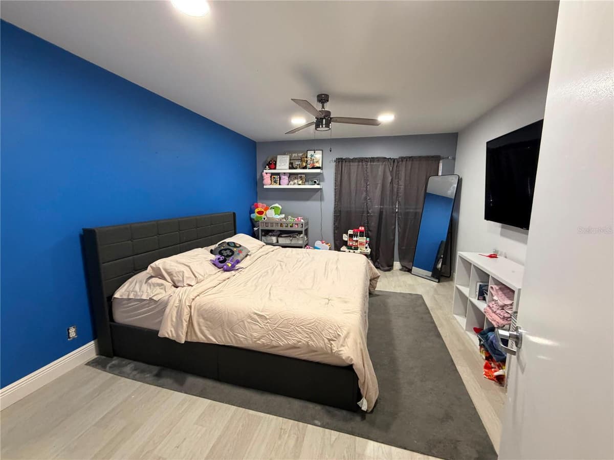7380 PINEWALK DRIVE — photo 18 of 23