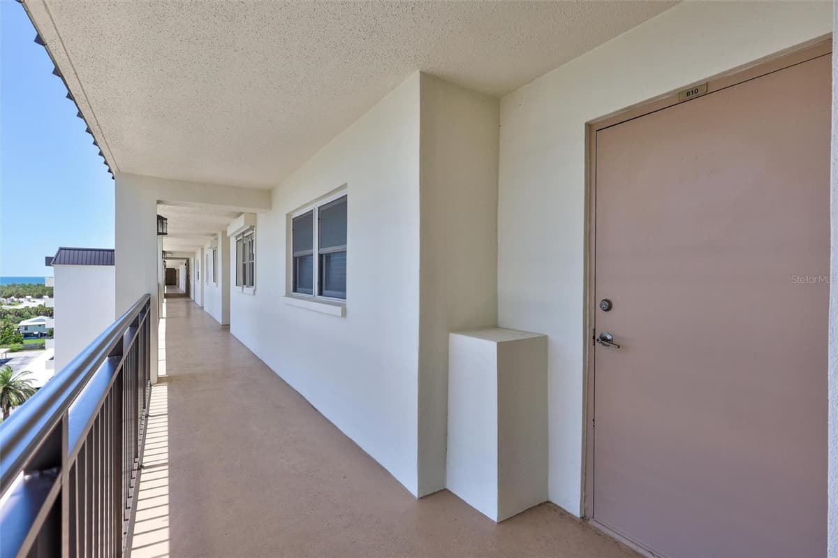 9 HAIG PLACE — photo 3 of 63
