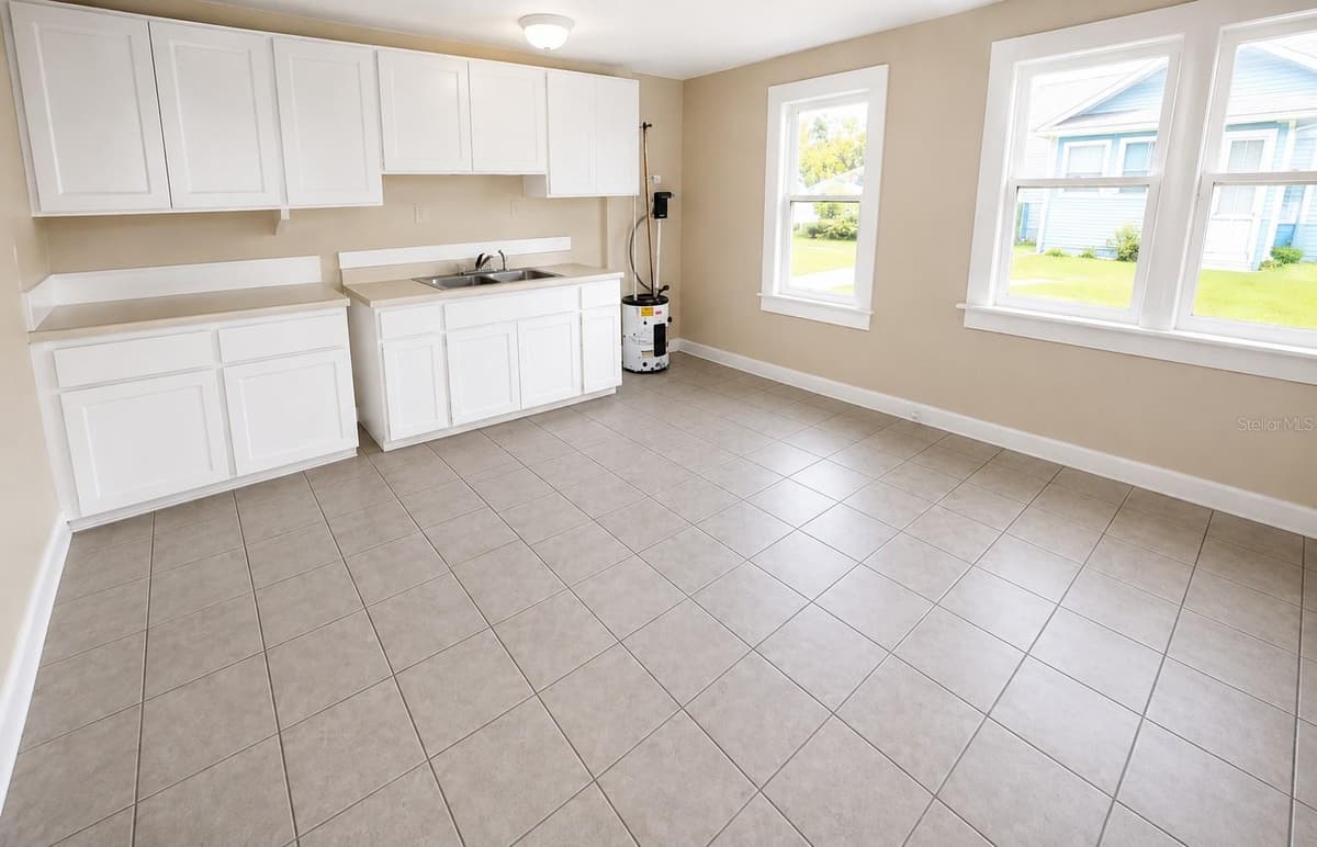 308 PENINSULA DRIVE — photo 3 of 13