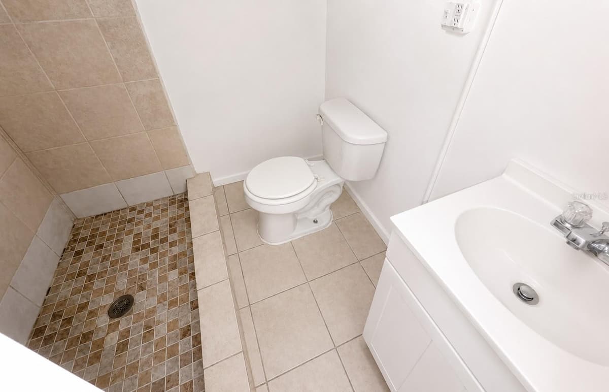308 PENINSULA DRIVE — photo 7 of 13