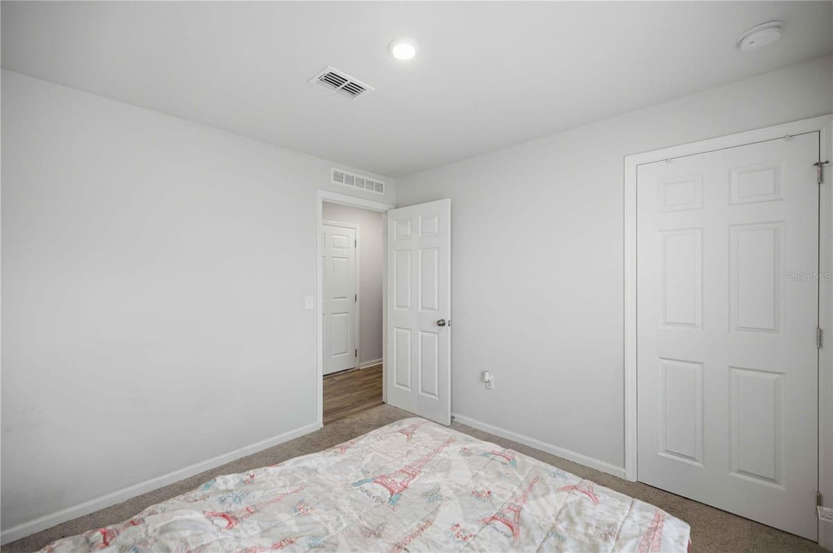 1876 IOWA DRIVE — photo 31 of 32