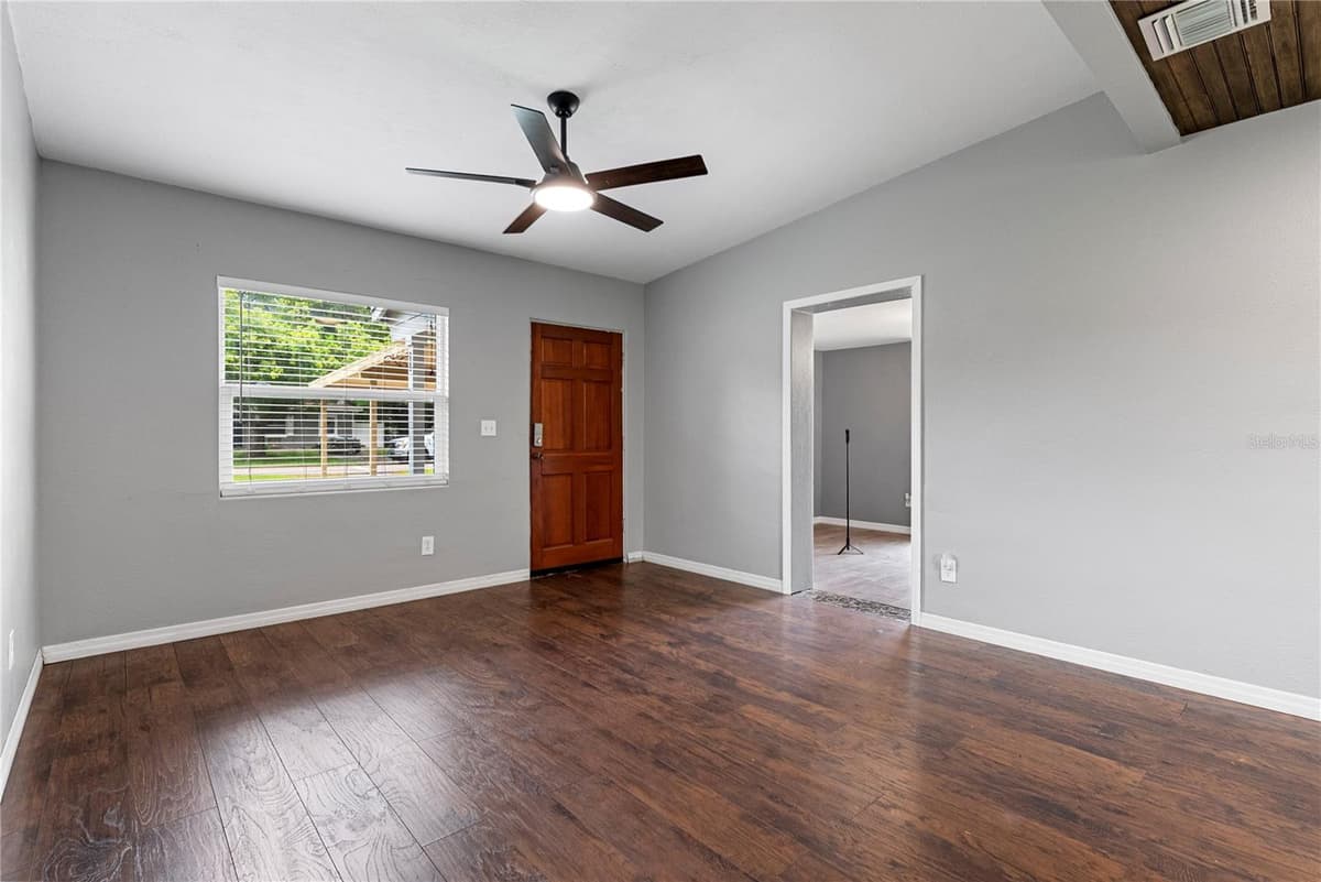 460 3RD STREET — photo 4 of 28