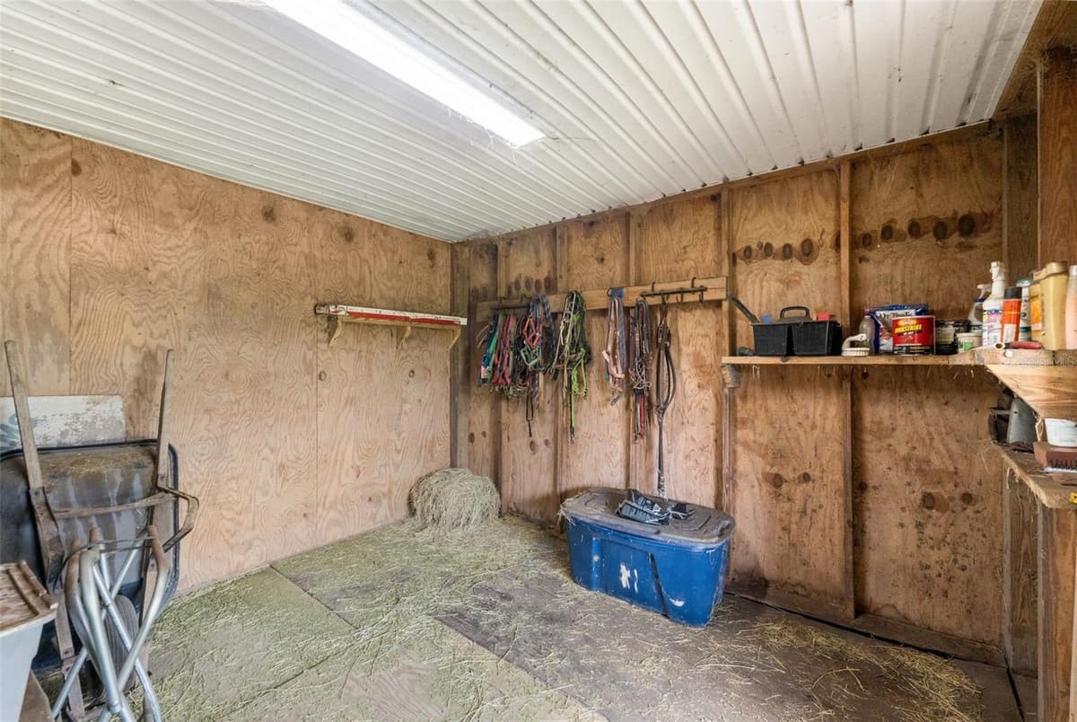 121 GECK ROAD — photo 34 of 46
