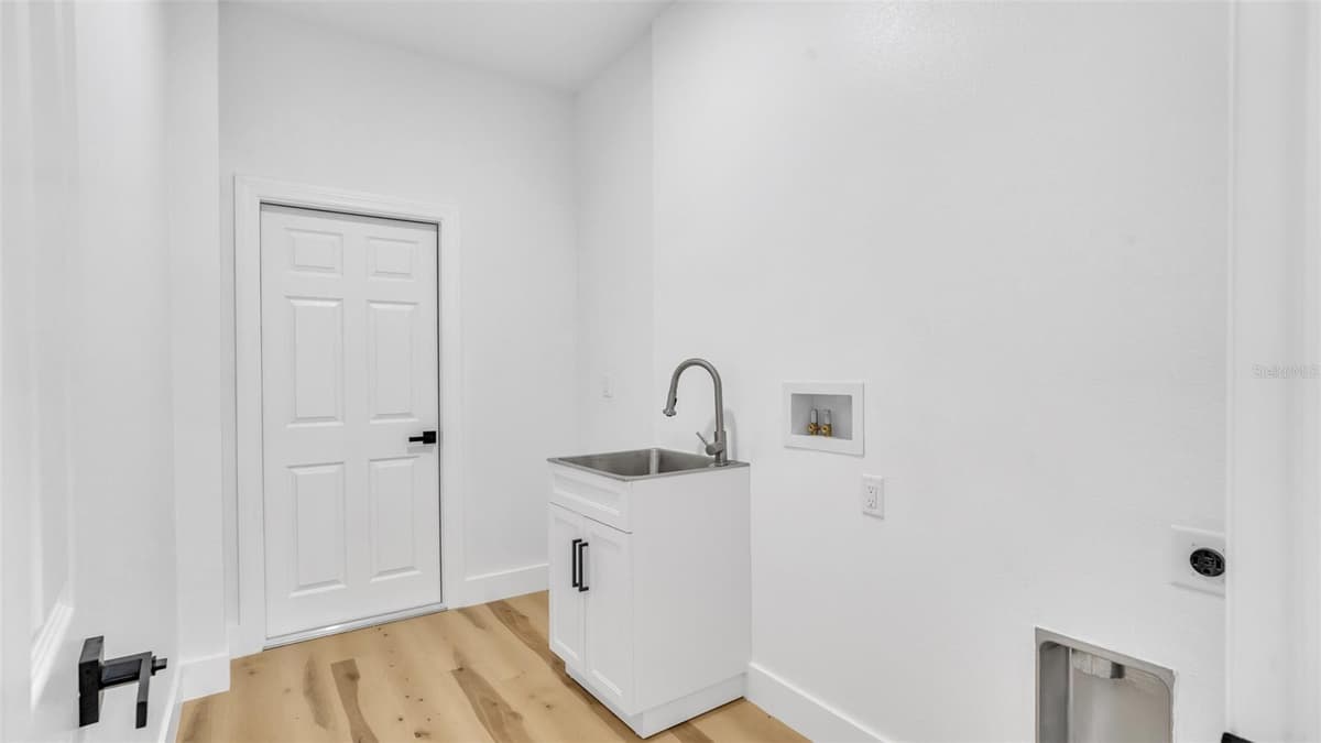 11277 FOOL DUCK AVENUE — photo 37 of 58