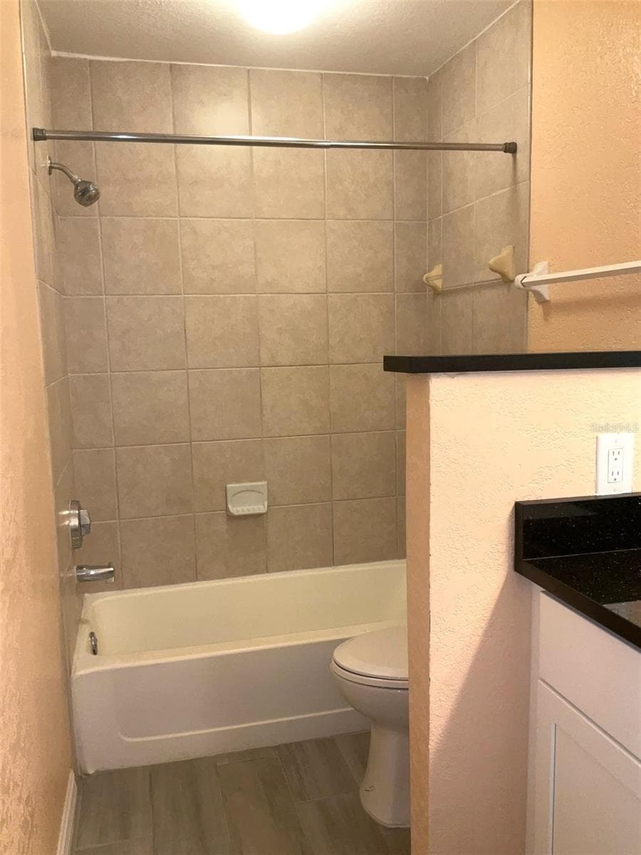 3014 ANTIQUE OAKS CIRCLE — photo 11 of 29