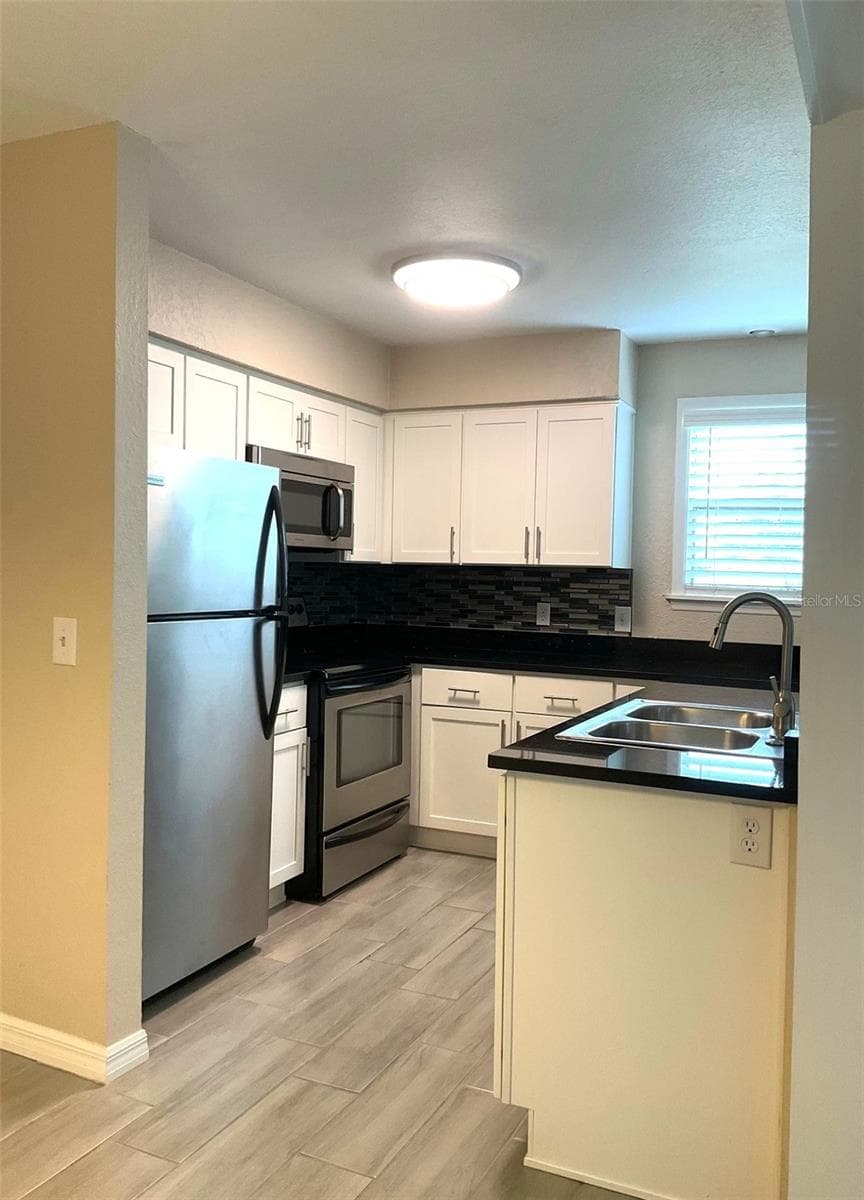 3014 ANTIQUE OAKS CIRCLE — photo 15 of 29