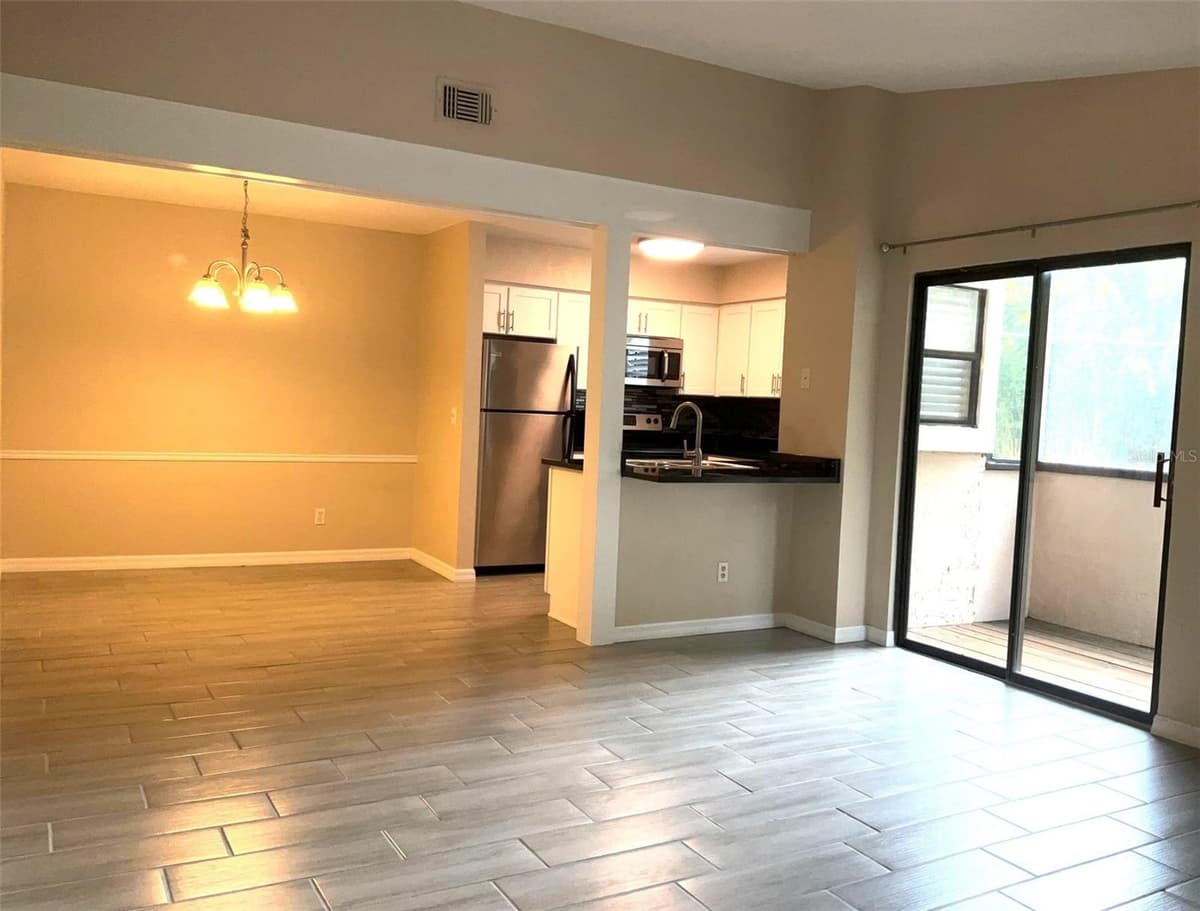 3014 ANTIQUE OAKS CIRCLE — photo 6 of 29