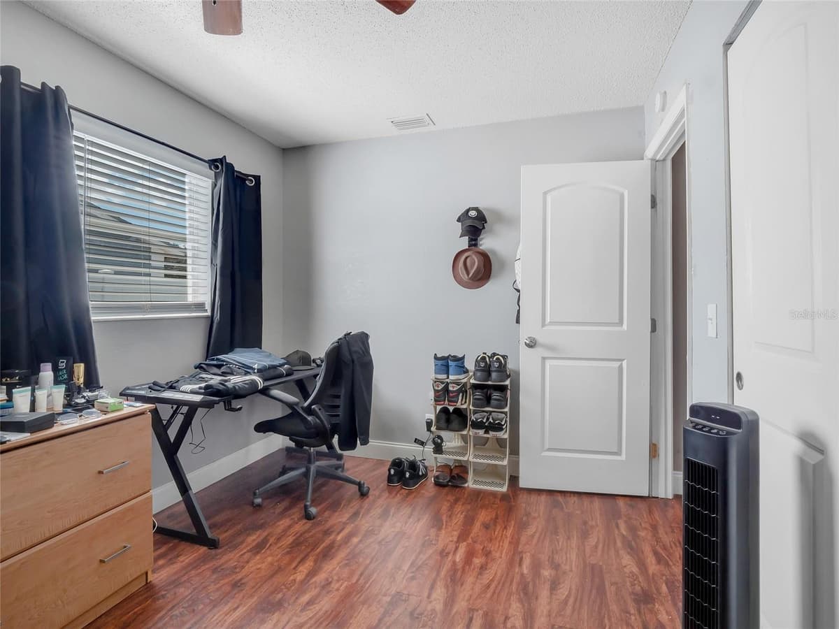 7018 GLENVIEW DRIVE — photo 19 of 44