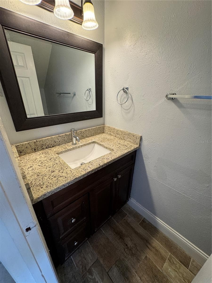 3976 CRAYRICH CIRCLE — photo 5 of 12