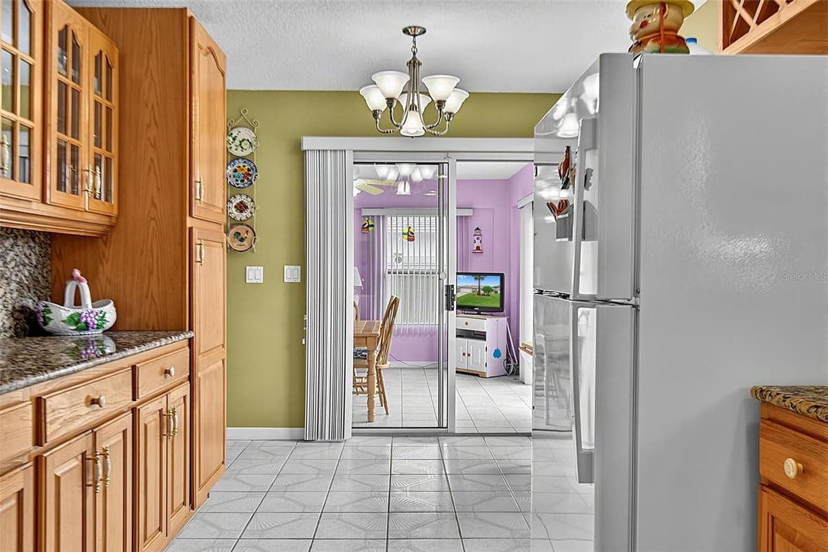 6 WILMONT PLACE — photo 18 of 63