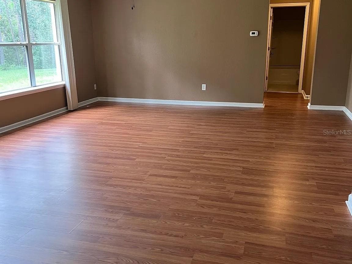 70 ROLLINS LANE — photo 10 of 20