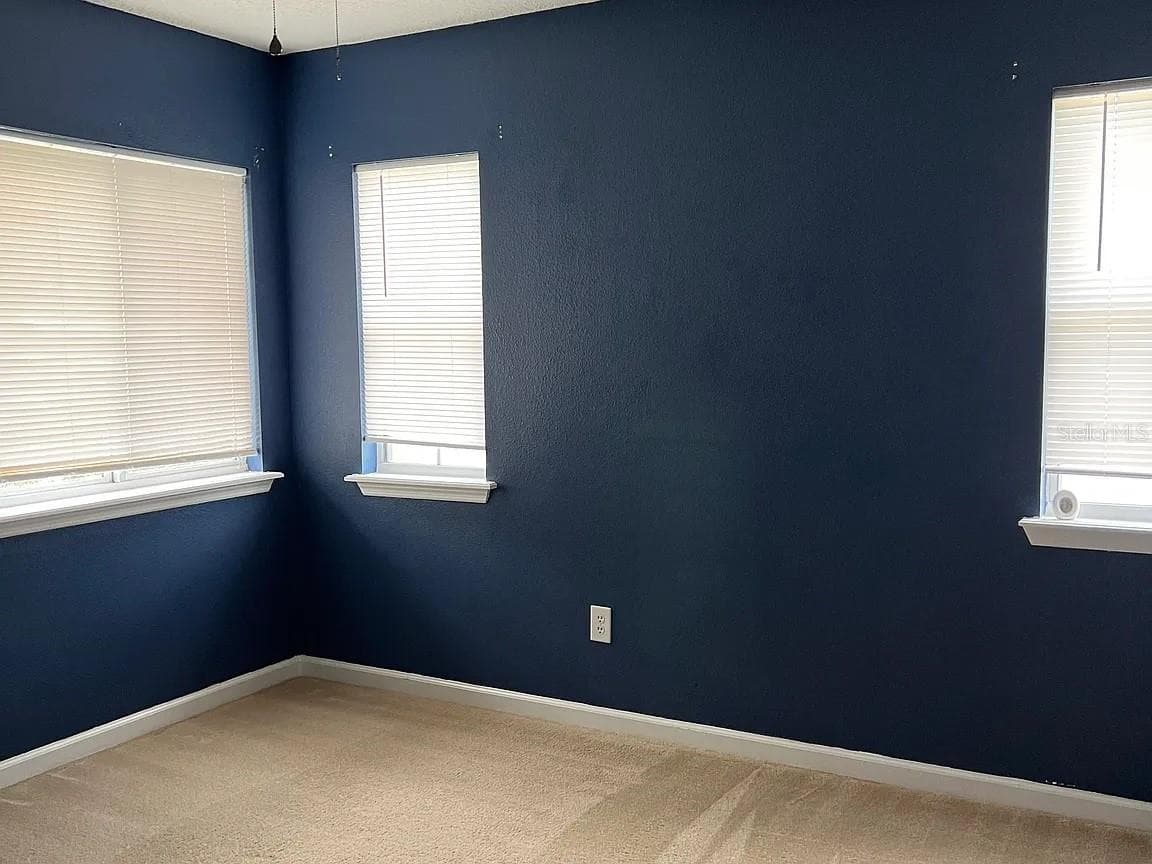 70 ROLLINS LANE — photo 14 of 20