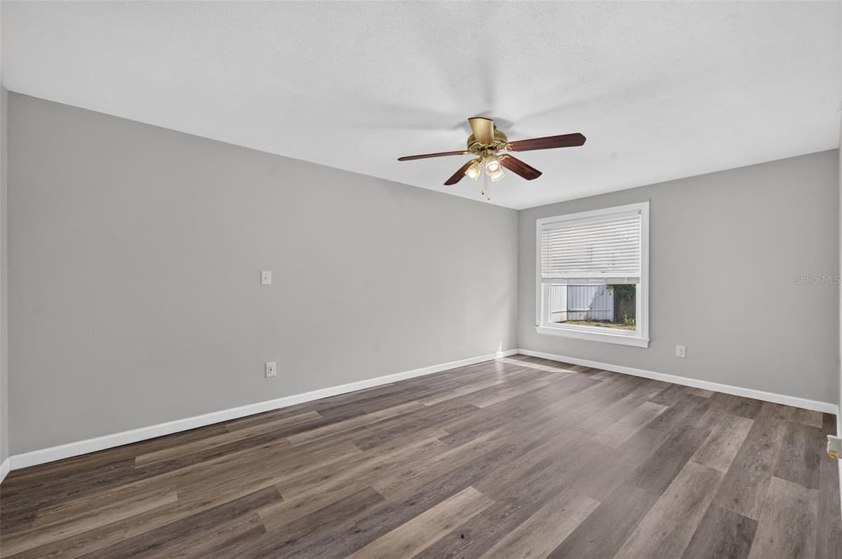 2641 CARVELL COURT — photo 19 of 38